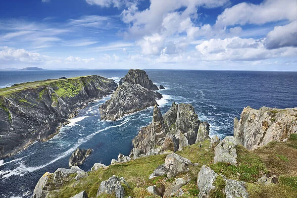 Cliff landscape at Malin Head - Ireland, Donegal, Inishowen, Malin Head