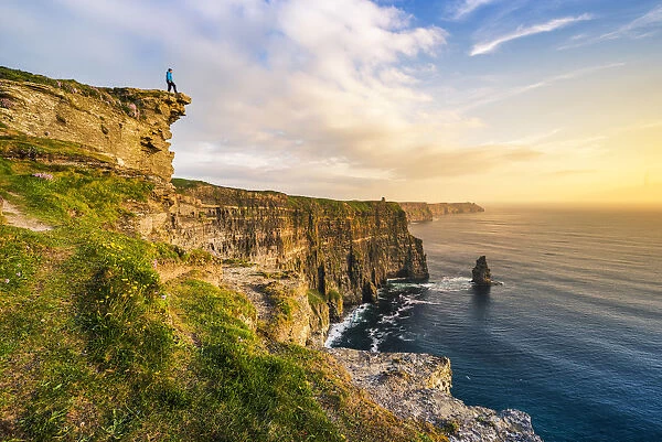Cliffs of Moher, County Clare, Munster province, Republic of Ireland, Europe