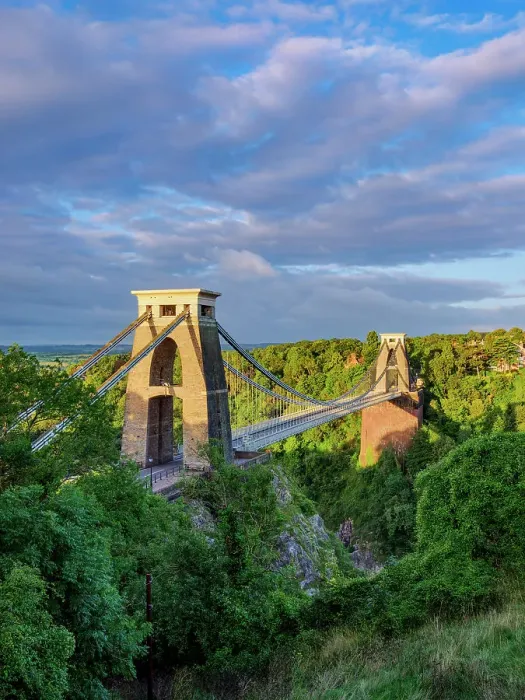 Framed Print : Clifton Suspension Bridge at sunrise, Bristol, England, United Kingdom