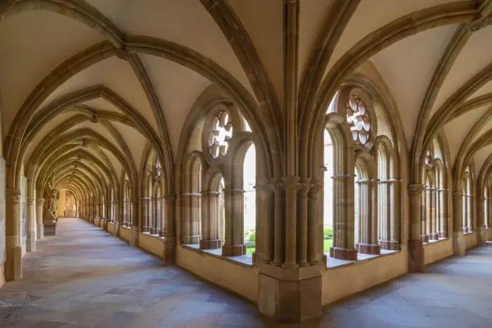 Framed Print : Cloister of St. Peter and Liebfrauen church at Treves, Mosel valley, Rhineland-Palatinate, Germany