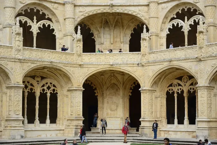 Framed Print : The Cloisters of the Jeronimos Monastery (Mosteiro dos Jeronimos), a UNESCO World