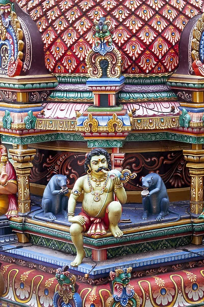 Close up of the Gopuram of the Sri Mariamman Temple in Singapore