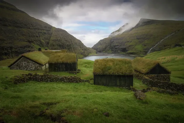 Framed Print : Cloudy afternoon at the moss cabins of Saksun, in the island of Streymoy, in the Faroe Islands Framed Print : Cloudy afternoon at the moss cabins of Saksun, in the island of Streymoy, in the Faroe Islands