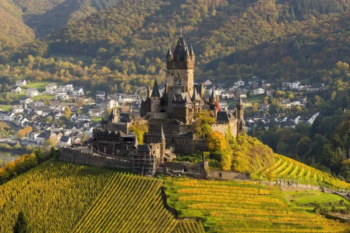 Framed Print : Cochem Castle, Cochem, Cochem-Zell district, Rhineland-Palatinate, Germany Framed Print : Cochem Castle, Cochem, Cochem-Zell district, Rhineland-Palatinate, Germany