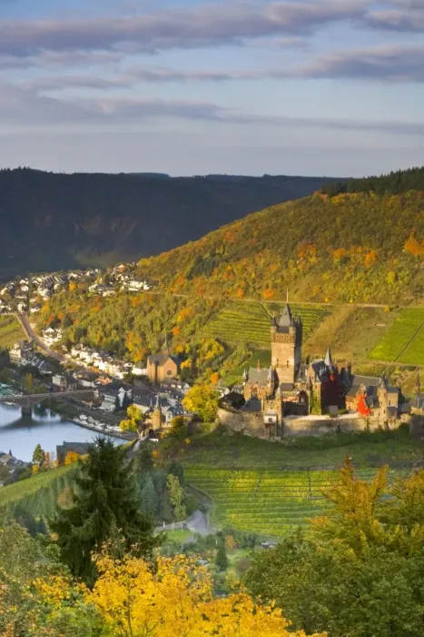 Framed Print : Cochem Castle, Cochem, Rhineland  /  Mosel Valley, Germany