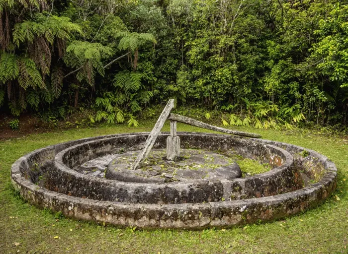 Framed Print : Coffee processing machinery, Cafetal La Isabelica, UNESCO World Heritage Site Framed Print : Coffee processing machinery, Cafetal La Isabelica, UNESCO World Heritage Site
