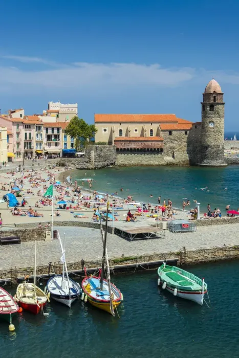 Framed Print : Collioure, Languedoc-Roussillon, France Framed Print : Collioure, Languedoc-Roussillon, France