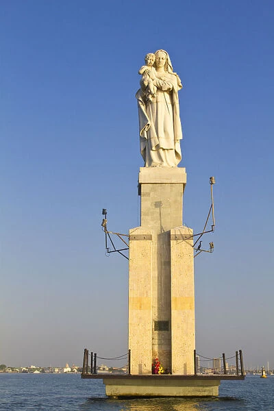 Colombia, Bolivar, Cartagena De Indias, Statue in Bahia de Cartagena