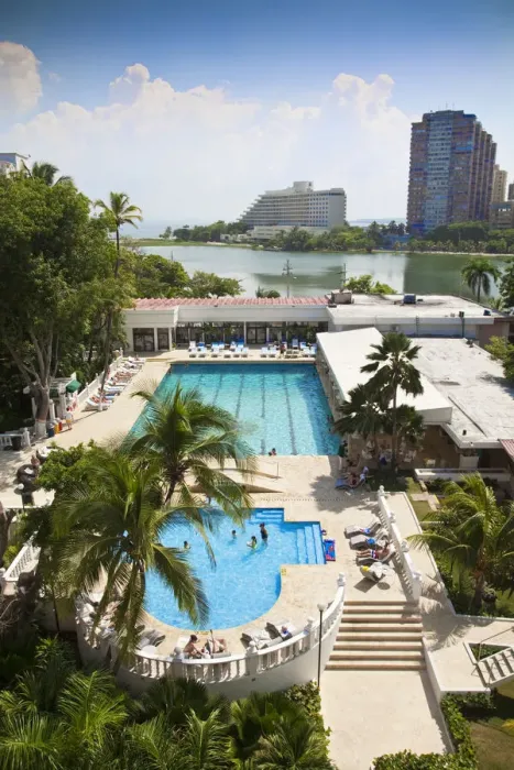 Framed Print : Colombia, Bolivar, Cartagena De Indias, Bocagrande, Hotel swimming pool with Hilton Framed Print : Colombia, Bolivar, Cartagena De Indias, Bocagrande, Hotel swimming pool with Hilton