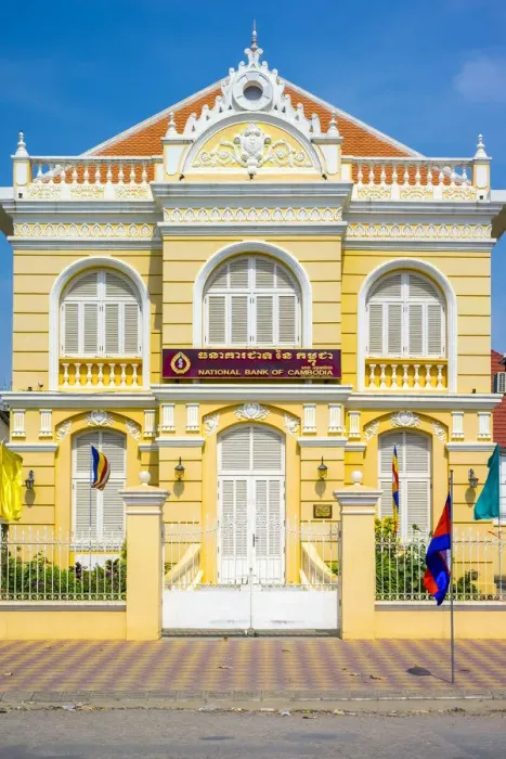 Framed Print : Colonial building along the riverfront in Battambang, Cambodia