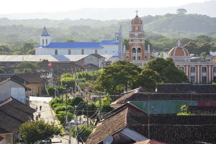 Framed Print : Colonial City of Granada, Nicaragua, Central America Framed Print : Colonial City of Granada, Nicaragua, Central America