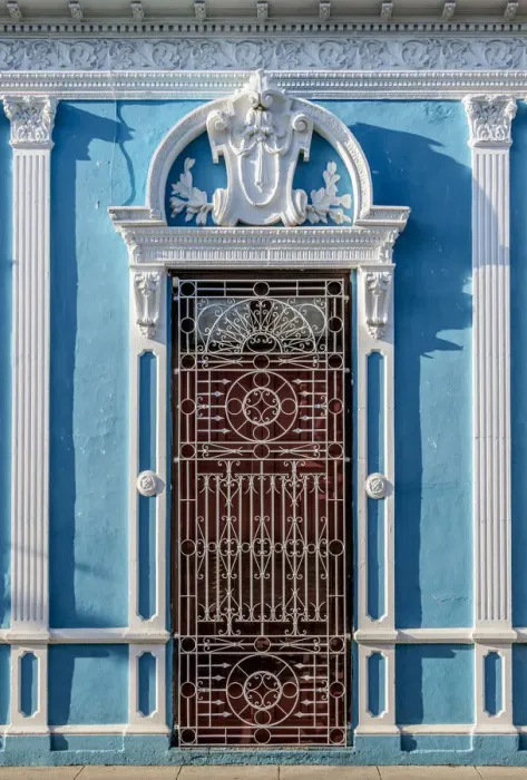 Framed Print : Colonial House in Sancti Spiritus, Sancti Spiritus Province, Cuba Framed Print : Colonial House in Sancti Spiritus, Sancti Spiritus Province, Cuba