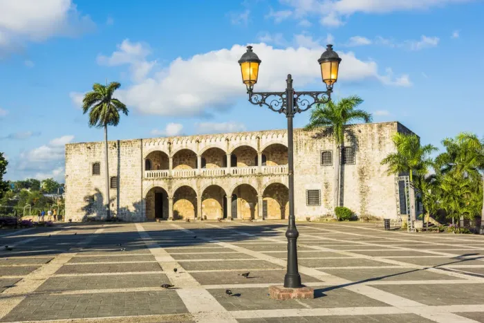 Framed Print : Colonial Zone (Ciudad Colonial), Santo Domingo, Dominican Republic. Alcazar de Colon Framed Print : Colonial Zone (Ciudad Colonial), Santo Domingo, Dominican Republic. Alcazar de Colon