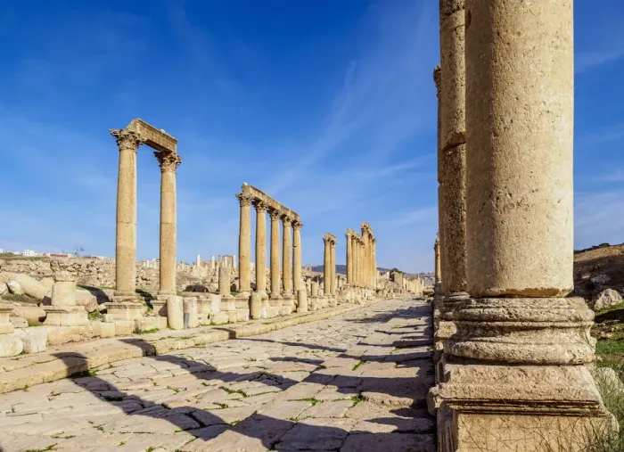Framed Print : Colonnaded Street or Cardo, Jerash, Jerash Governorate, Jordan Framed Print : Colonnaded Street or Cardo, Jerash, Jerash Governorate, Jordan