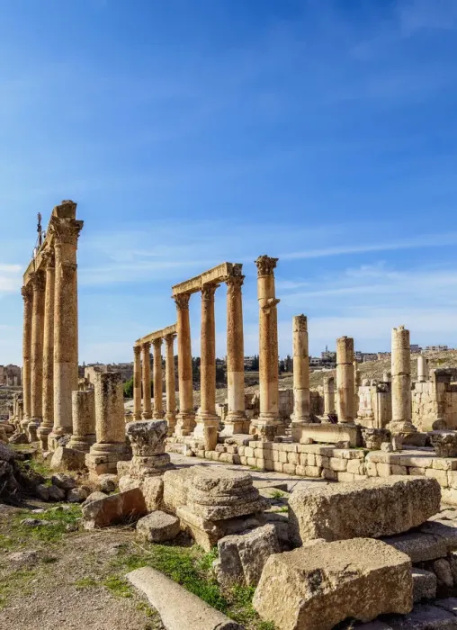 Framed Print : Colonnaded Street or Cardo, Jerash, Jerash Governorate, Jordan Framed Print : Colonnaded Street or Cardo, Jerash, Jerash Governorate, Jordan