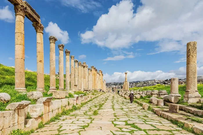 Framed Print : Colonnaded street (cardo maximus), Jerash, Jordan, Middle East, Asia Framed Print : Colonnaded street (cardo maximus), Jerash, Jordan, Middle East, Asia