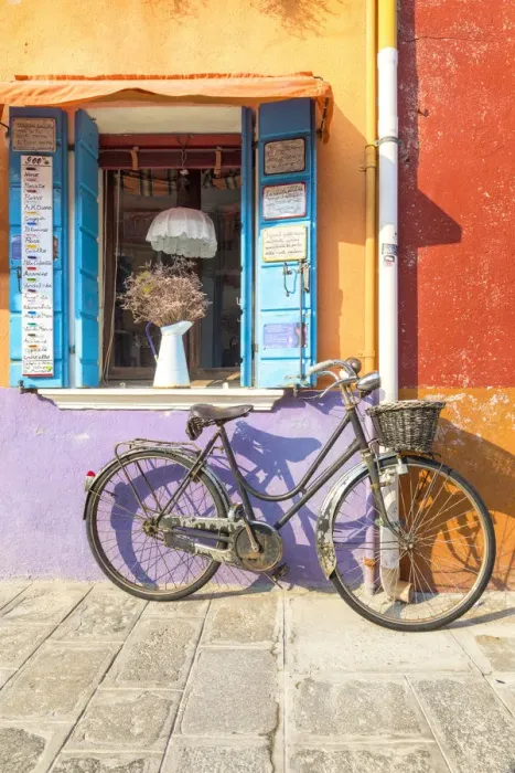 Framed Print : Colorful house facade in Burano island with old bike, Burano, Venice, Veneto, Italy Framed Print : Colorful house facade in Burano island with old bike, Burano, Venice, Veneto, Italy