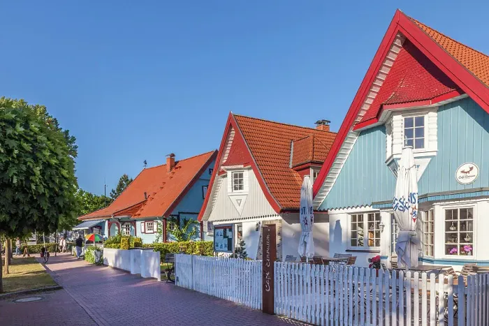 Framed Print : Colorful houses in the Baltic Sea resort of Boltenhagen, Mecklenburg-Western Pomerania, Baltic Sea, North Germany, Germany Framed Print : Colorful houses in the Baltic Sea resort of Boltenhagen, Mecklenburg-Western Pomerania, Baltic Sea, North Germany, Germany