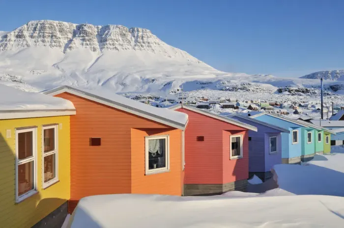 Framed Print : Colorful row of houses, Qeqertarsuaq, Disko Island, Greenland Framed Print : Colorful row of houses, Qeqertarsuaq, Disko Island, Greenland