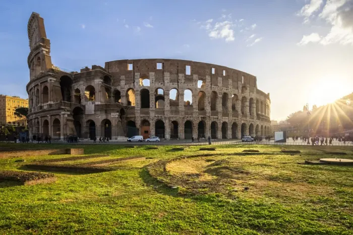 Framed Print : The Colosseum during a winter sunrise. Rome, Lazio, Italy Framed Print : The Colosseum during a winter sunrise. Rome, Lazio, Italy