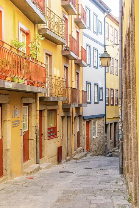 Framed Print : Colourful alley in Porto, Porto, Portugal, Europe Framed Print : Colourful alley in Porto, Porto, Portugal, Europe