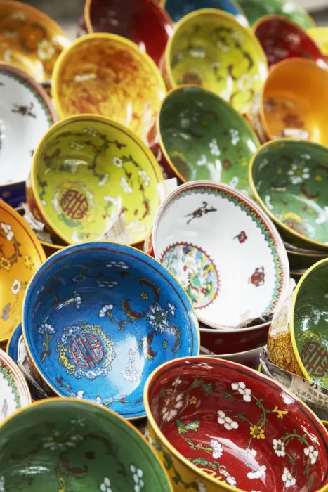 Framed Print : Colourful Chinese bowls on market stall on Upper Lascar Row (Cat Street), Central Framed Print : Colourful Chinese bowls on market stall on Upper Lascar Row (Cat Street), Central