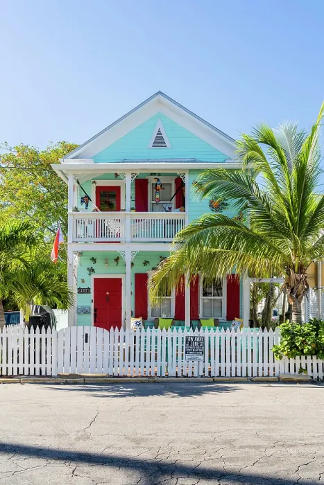 Framed Print : Colourful facade, Key West, Florida Keys, Florida, USA