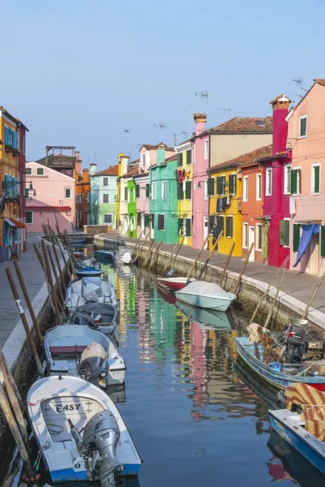 Framed Print : Colourful houses and canal, Burano, Venice, Italy Framed Print : Colourful houses and canal, Burano, Venice, Italy