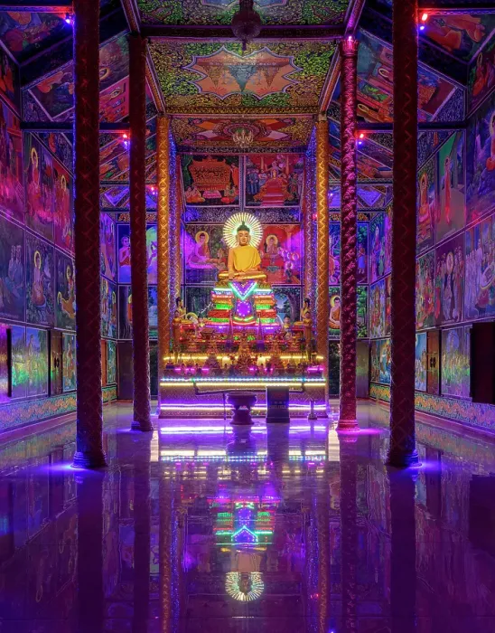 Framed Print : Colourful interior of the Xien Can Pagoda, Bac Lieu, Mekong Delta, Vietnam Framed Print : Colourful interior of the Xien Can Pagoda, Bac Lieu, Mekong Delta, Vietnam