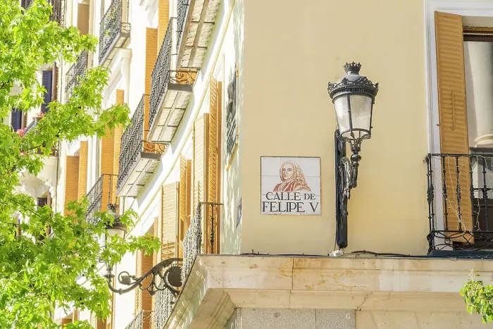 Framed Print : A colourful street sign in Madrid, Spain Framed Print : A colourful street sign in Madrid, Spain