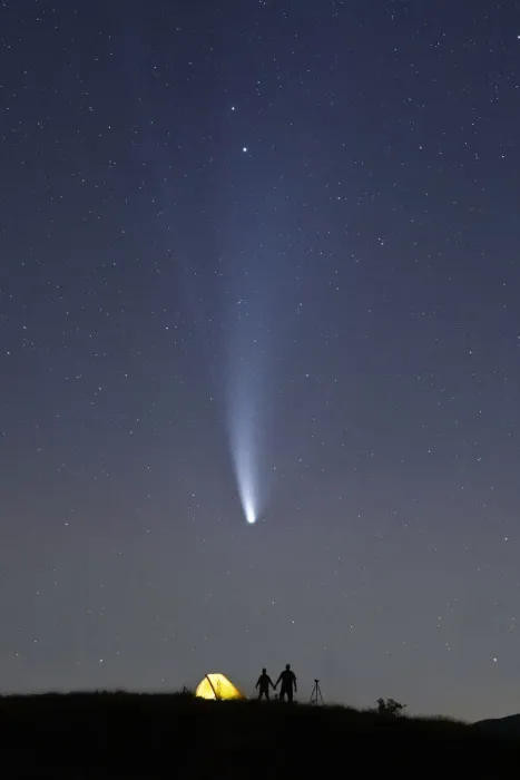 Framed Print : Comet NeoWise during a clear summer evening in Tuscany-Emilian Apennine National Park Framed Print : Comet NeoWise during a clear summer evening in Tuscany-Emilian Apennine National Park