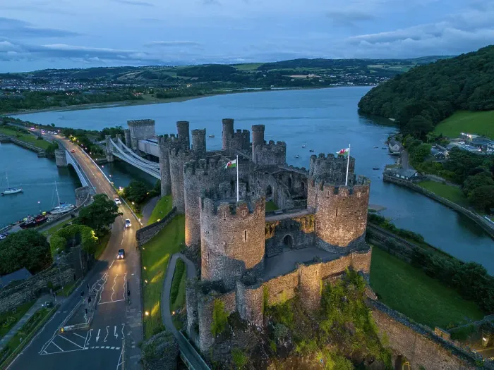 Framed Print : Conwy Castle and River Conwy, Wales, UKfort Framed Print : Conwy Castle and River Conwy, Wales, UKfort