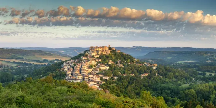 Framed Print : Cordes sur Ciel, Tarn, Occitanie, France Framed Print : Cordes sur Ciel, Tarn, Occitanie, France
