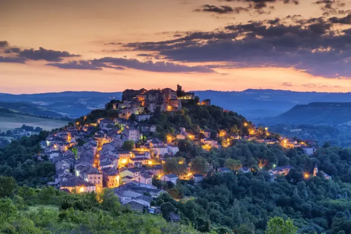 Framed Print : Cordes sur Ciel at Twilight, Tarn, Occitanie, France