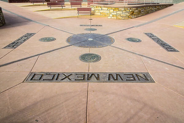 Four Corners Monument marks the quadripoint where the boundaries of the four US states
