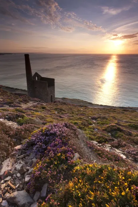 Framed Print : Cornish sunset, St Agnes, Cornwall, England. Summer Framed Print : Cornish sunset, St Agnes, Cornwall, England. Summer