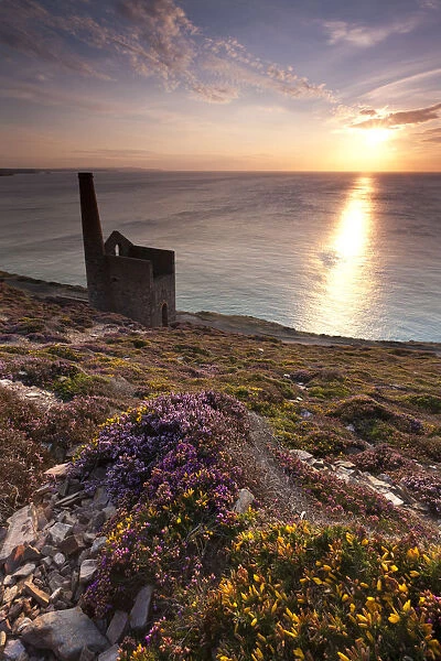 Cornish sunset, St Agnes, Cornwall, England. Summer