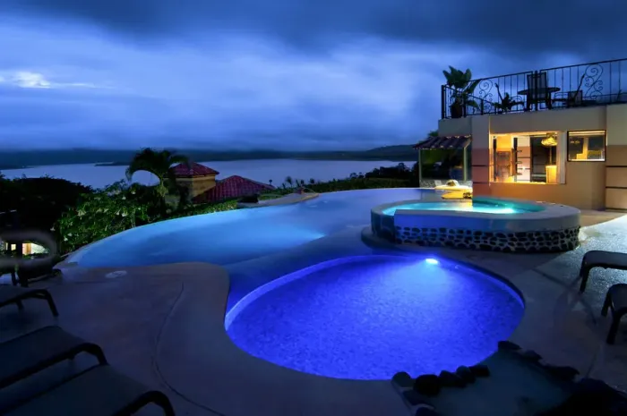 Framed Print : Costa Rica, El Castillo, Mountain Lodge, Lake Arenal, Swimming Pool Framed Print : Costa Rica, El Castillo, Mountain Lodge, Lake Arenal, Swimming Pool