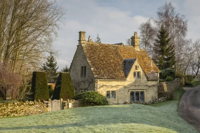Framed Print : Cotswold Stone House, Little Barrington, the Cotswolds, Gloucestershire, England, UK Framed Print : Cotswold Stone House, Little Barrington, the Cotswolds, Gloucestershire, England, UK