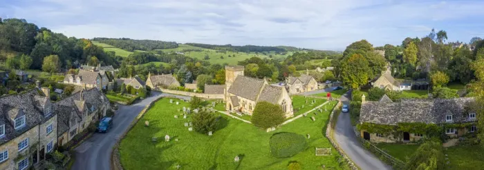 Framed Print : Cotswolds village of Snowshill, Gloucestershire, England