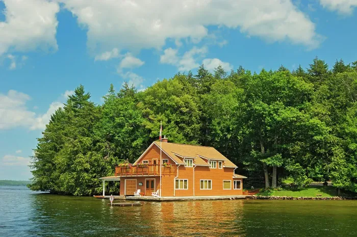 Framed Print : Cottage on Lake Muskoka. Muskoka Country, Ontario, Canada Framed Print : Cottage on Lake Muskoka. Muskoka Country, Ontario, Canada