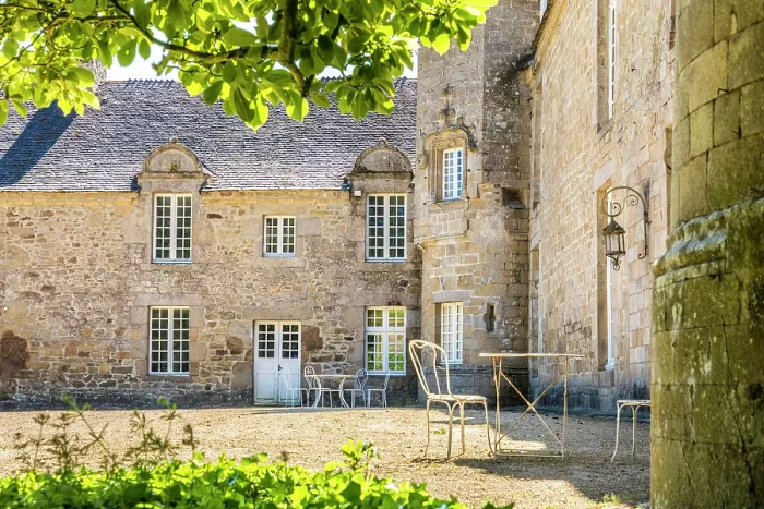 Framed Print : Courtyard of the Manoir du Colombier, Henon, Cotes-d'Armor, Brittany, France