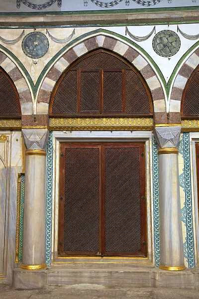 Courtyard of the Queen Mother, Topkapi Harem, Topkapi Palace, Istanbul, Turkey
