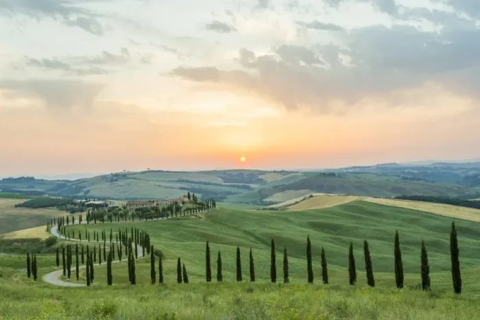 Framed Print : Crete Senesi, Tuscany, Italy. A lonely farmhouse with cypress and olive trees, rolling hills