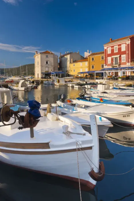 Framed Print : Croatia, Cres, Cres Town, Harbour Framed Print : Croatia, Cres, Cres Town, Harbour
