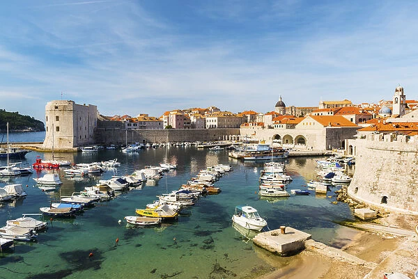 Croatia, Dalmatia, Dubrovnik, Old town harbour