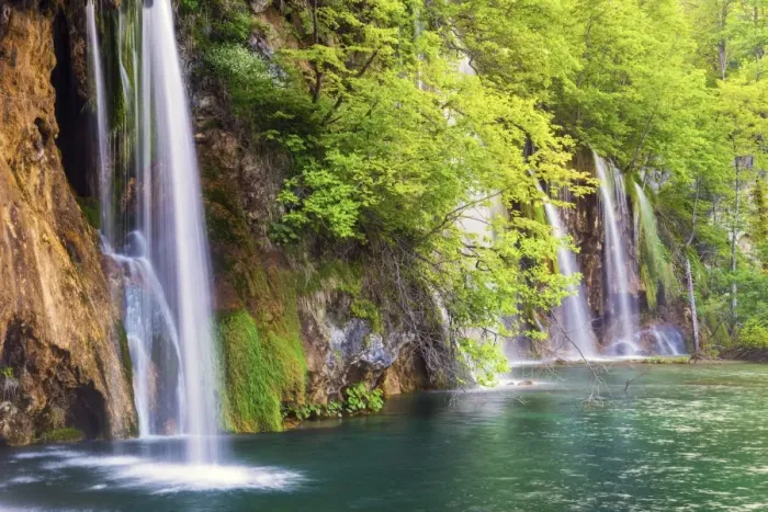 Framed Print : Croatia, Dalmatia, Karlovac, Plitvice, Plitvice national park, Waterfall at the high