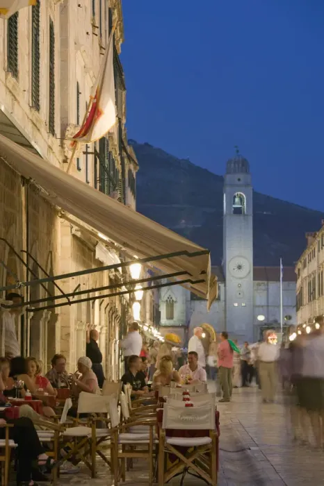Framed Print : Croatia, Southern Dalmatia, Dubrovnik, Old Town, the Placa, cafe Framed Print : Croatia, Southern Dalmatia, Dubrovnik, Old Town, the Placa, cafe