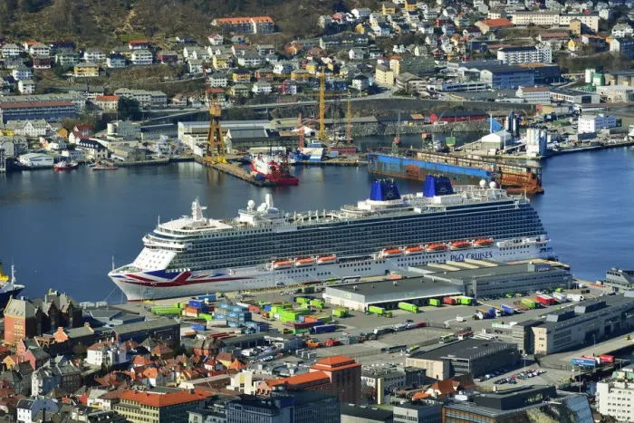Framed Print : Cruise ship at the harbour. Bergen, Norway Framed Print : Cruise ship at the harbour. Bergen, Norway