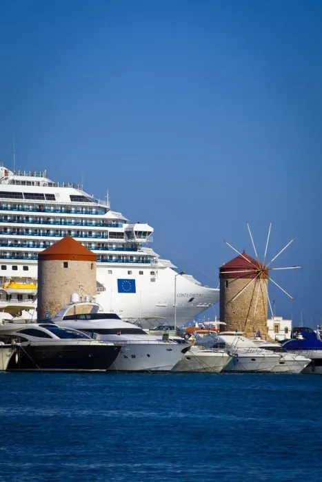 Framed Print : Cruise Ship & luxury boats in Mandraki Harbour, Rhodes Town, Rhodes, Greece